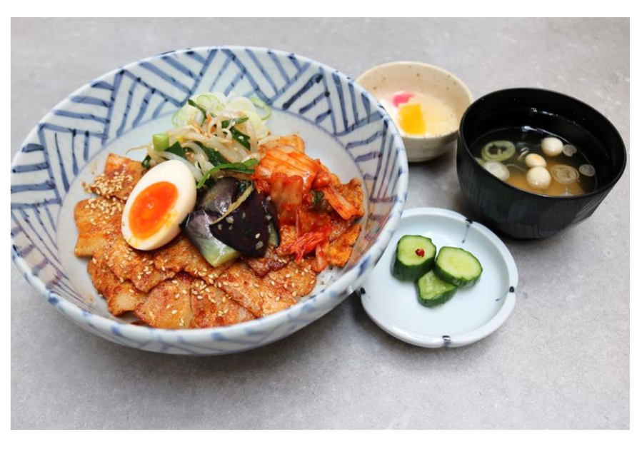 豚カルビナムル丼